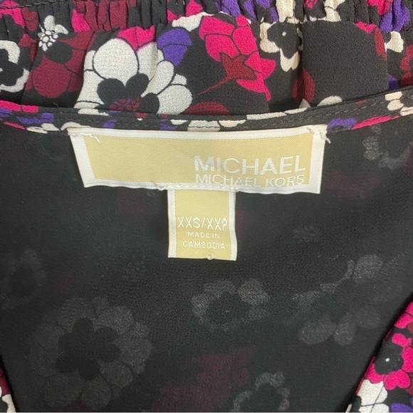 Michael MK • Floral Georgette Wrap Dress - Picture 11 of 16